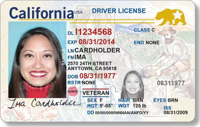 カリフォルニア州運転免許証のサンプルカード